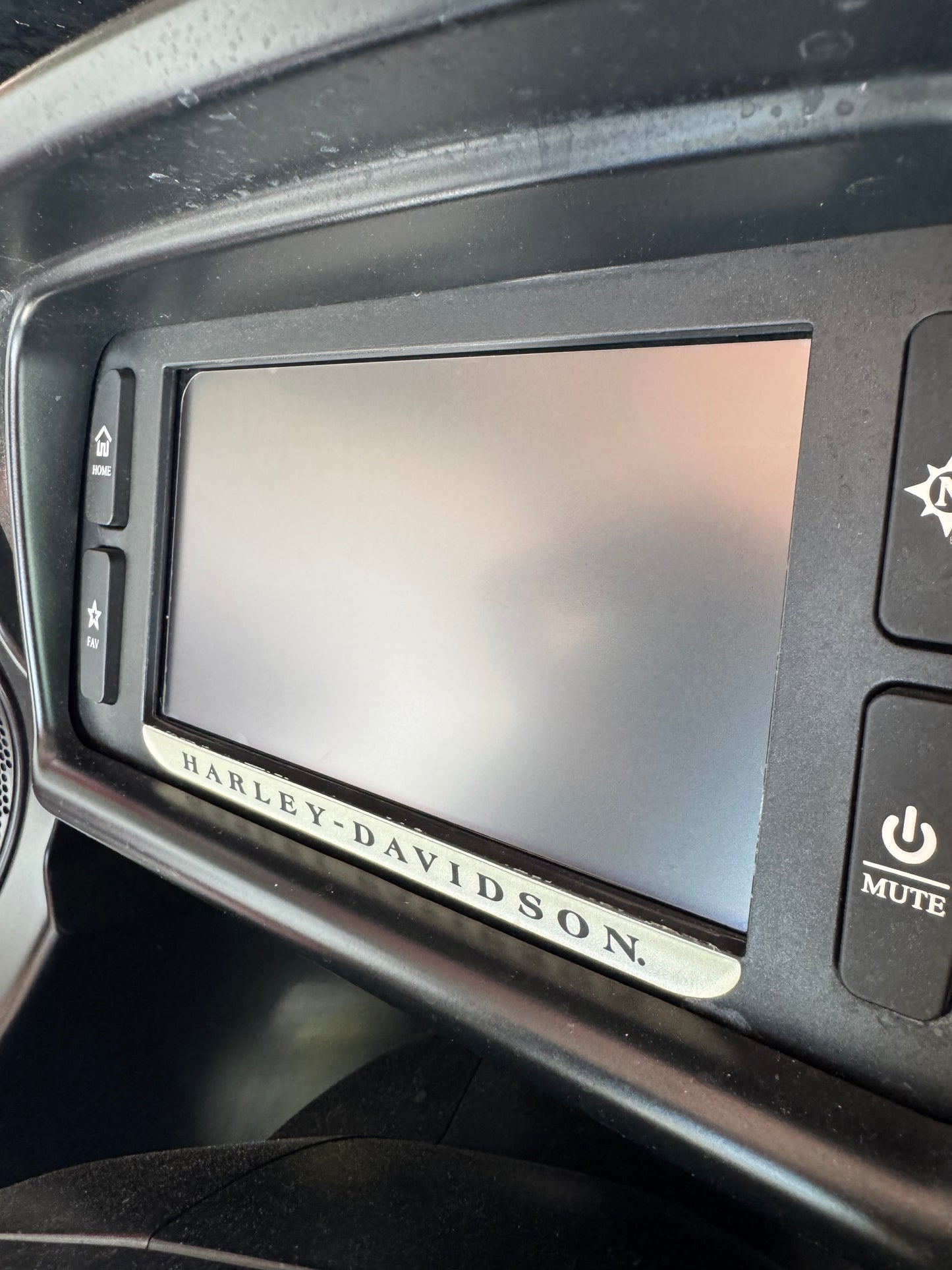 2014-2018 HARLEY-DAVIDSON BOOM! Box 6.5" MATTE SCREEN PROTECTOR