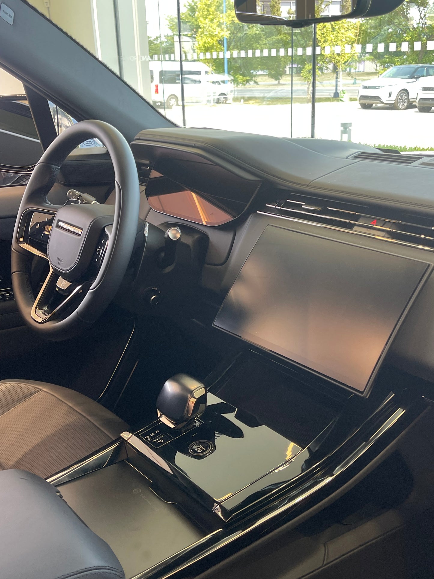 2023+ RANGE ROVER SPORT 13.1" MATTE SCREEN PROTECTOR