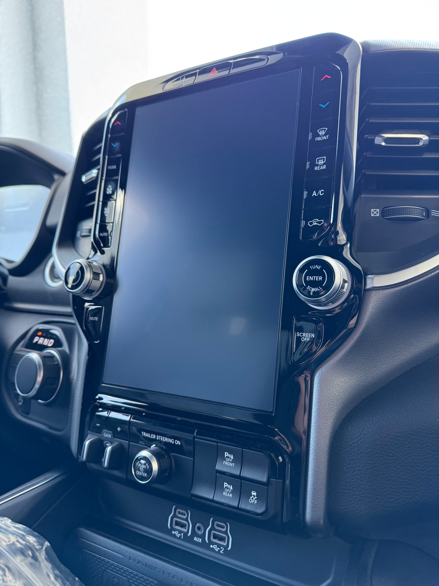 2021+ RAM 12" MATTE SCREEN PROTECTOR