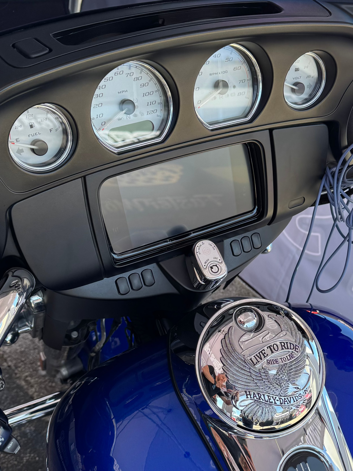 2022+ HARLEY DAVIDSON 8.2" STREETGLIDE MATTE SCREEN PROTECTOR