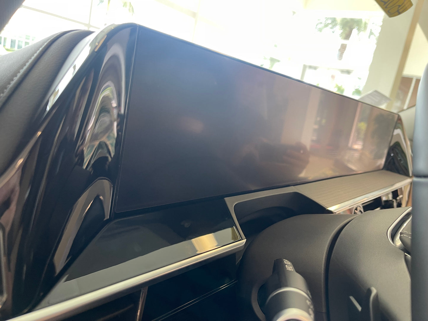 2025+ INFINITI QX80 FRONT MATTE SCREEN PROTECTOR SET